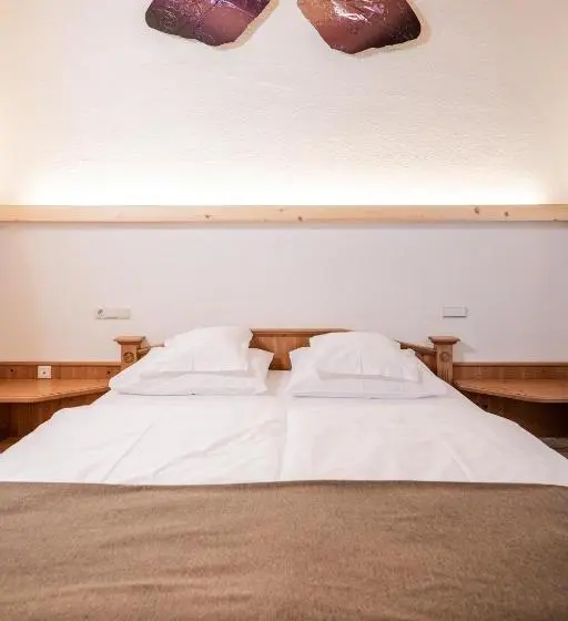 Standard-huone, Hurtmuehle Kronblick