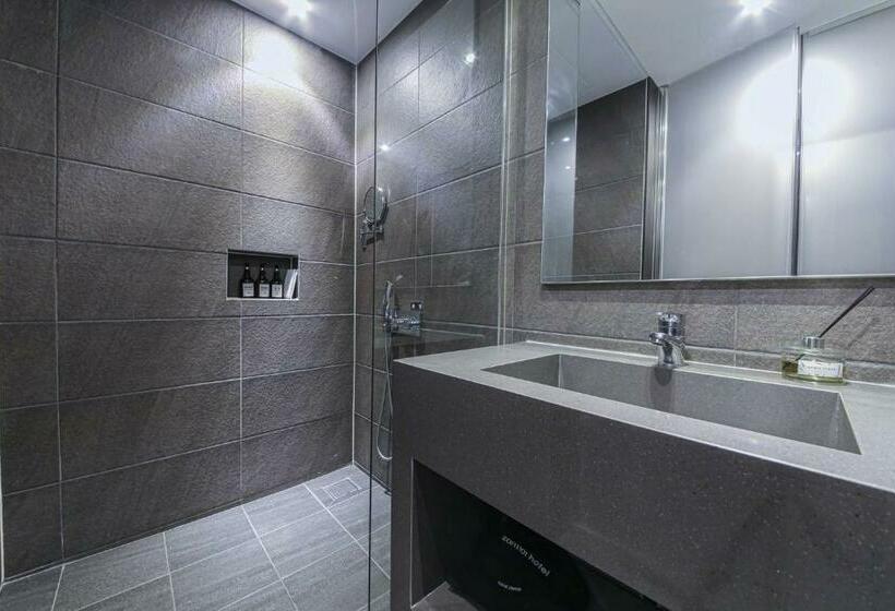 اتاق خانوادگی, Zam101