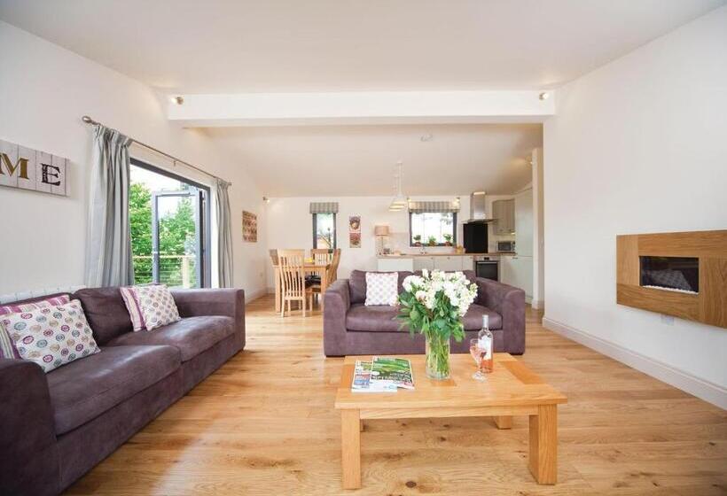 Дом 1 Спальня, Cedar Retreats