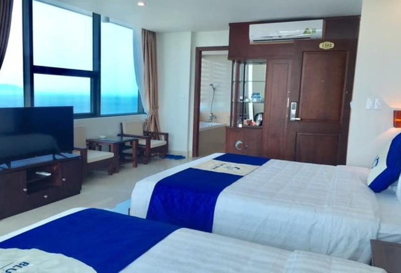 اتاق لوکس با چشمانداز دریا, Blue Wave