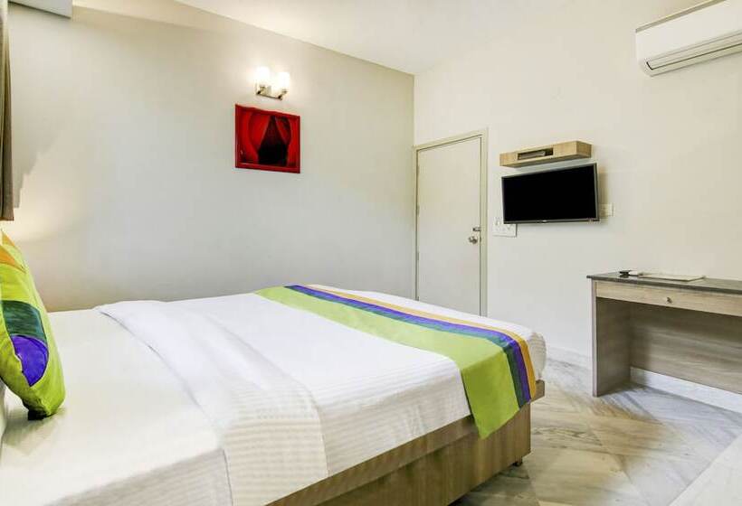 Номер Deluxe, Treebo Mall View, Dlf Phase Ii