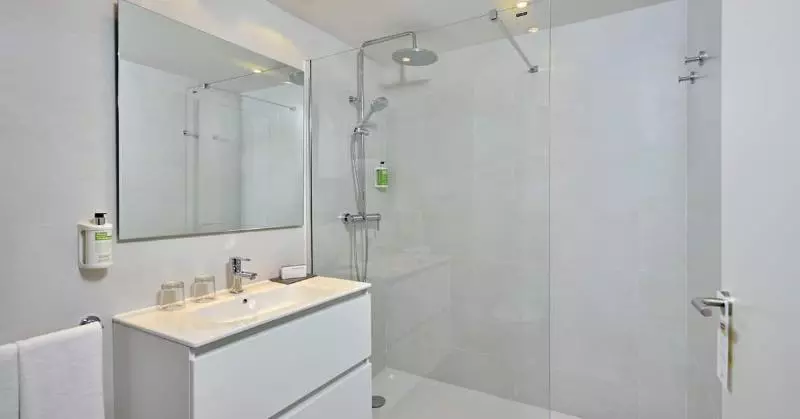 اتاق استاندارد برای معلولان, Hilton Garden Inn Marina Del Rey