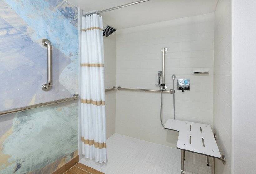 غرفة قياسية سرير مزدوج, Madison Marriott West