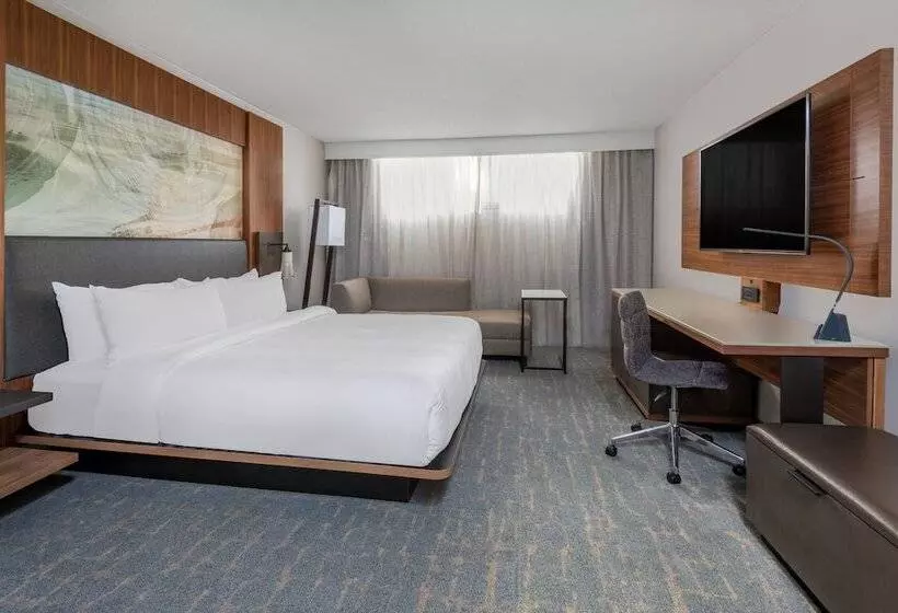 استودیوی استاندارد با تخت دوبل, Madison Marriott West