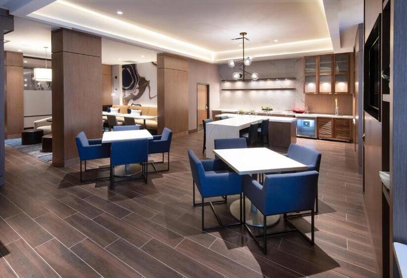 جناح سرير كينج, Madison Marriott West