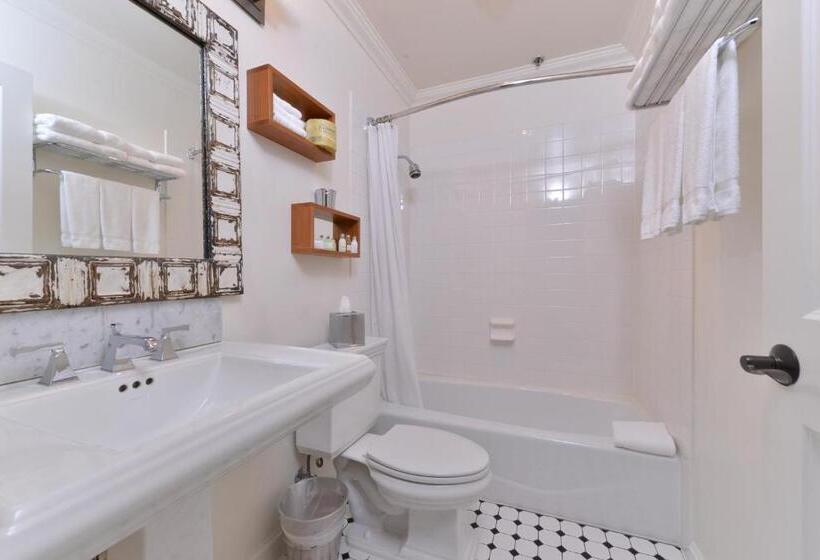 غرفة قياسية سرير كينج, Majestic Inn And Spa