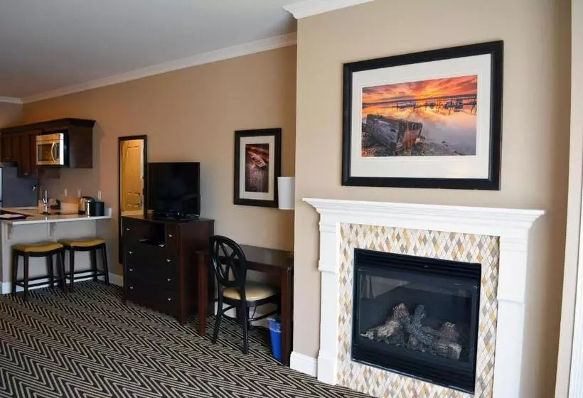 スタンダード４人部屋, Majestic Inn And Spa