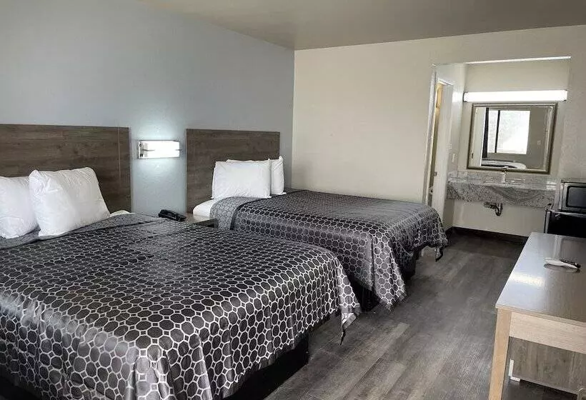 ２ダブルベッドのスタンダードルーム, Masters Inn Atlanta   Doraville At I 85 & 285