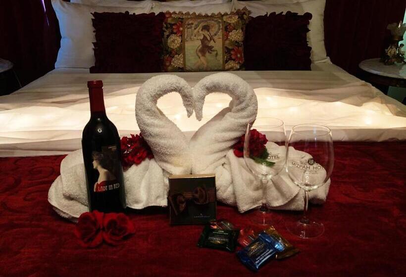 جناح ديلوكس سرير كينج, Mizpah