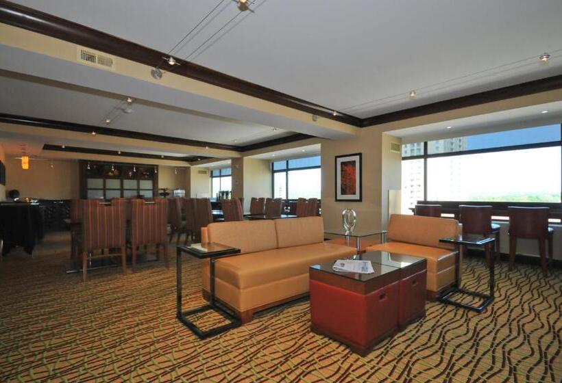 חדר סטנדרט עם מיטת קינג, Rochester Marriott Mayo Clinic Area