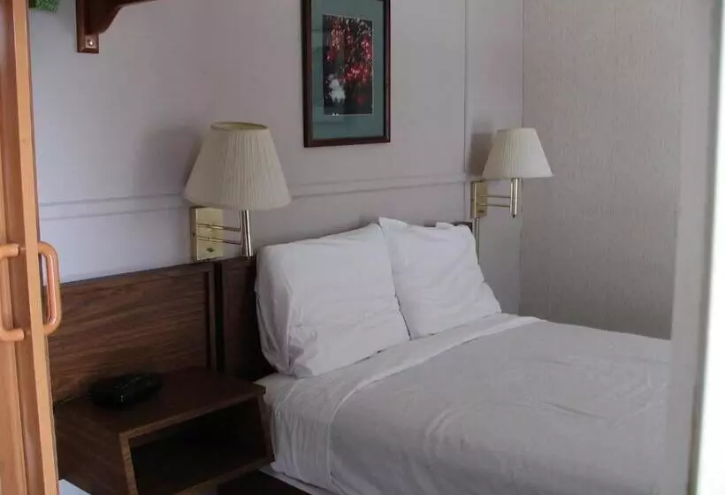 Standard-huone Parivuode, Maple Leaf Motel