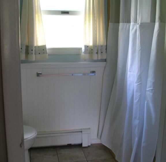 غرفة قياسية سرير مزدوج, Maple Leaf Motel