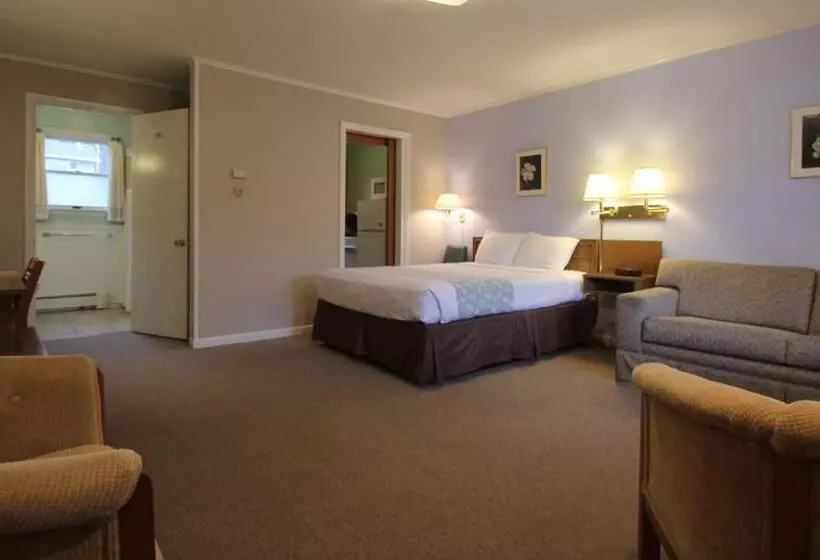 Superior-huone, Maple Leaf Motel