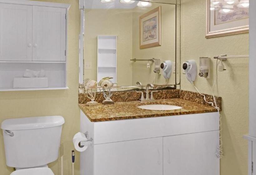 Апартаменты 1 Спальня Вид на Море с Балконом, South Beach Condo