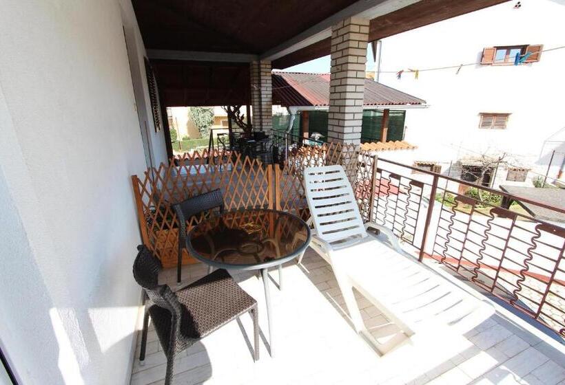 Camera Standard Vista Mare, Apartments Eva