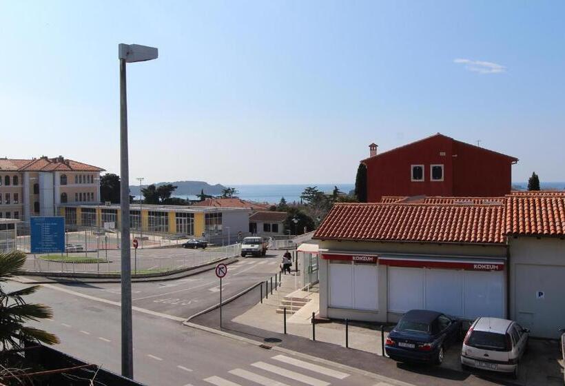 Monolocale Comfort Vista Mare, Apartments Eva