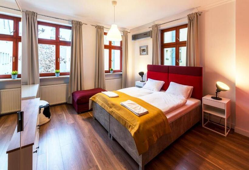 חדר דלוקס, Tcz Mokra