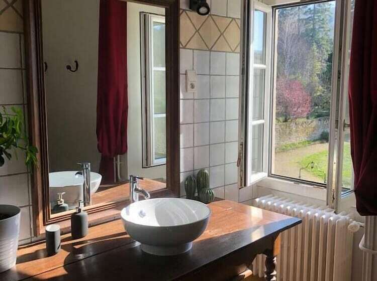 Номер Стандарт, Le Clos Ayanna
