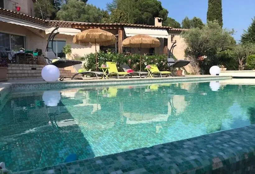 Sviitti, Villa Santa Rita
