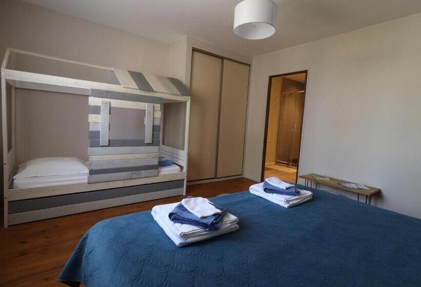 חדר משפחתי, Le Colibri Bleu