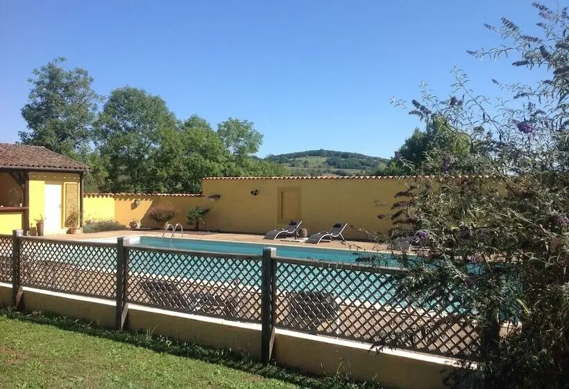 スタンダード４人部屋, Domaine De Granval