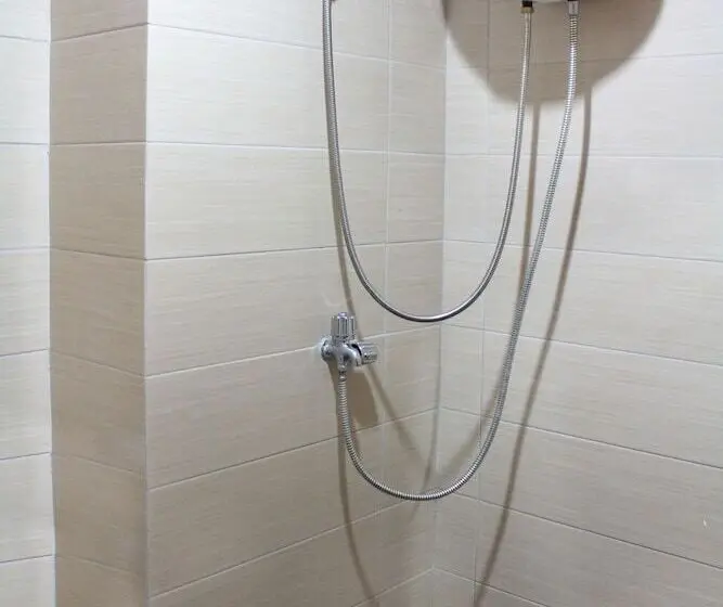 スタンダードルーム, Oyo 266 Margonda Residence 5
