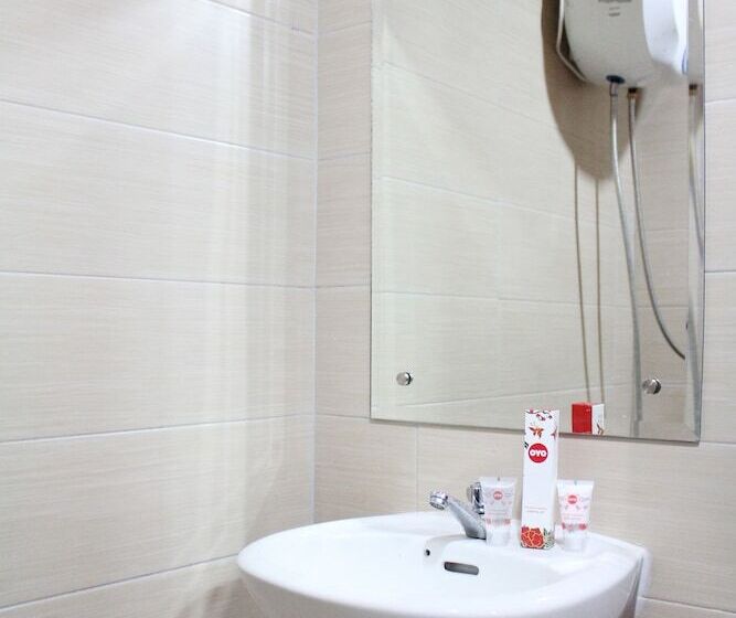 Номер Стандарт, Oyo 266 Margonda Residence 5