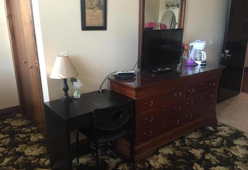 جناح, Caldwell Messenger Suites