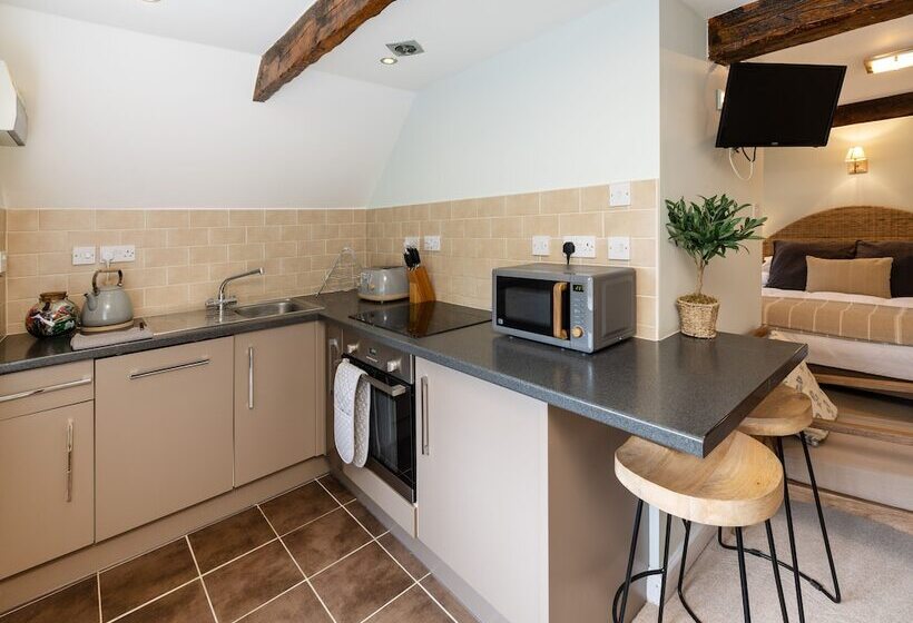 إستوديو قياسى, Winyard S Gap Inn