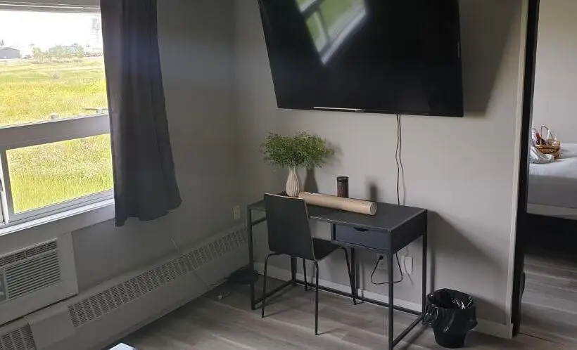 Suite cu Hidromasaj, New Frontier