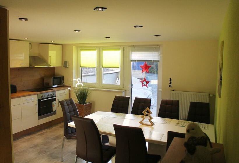 Апартаменты 1 Спальня, Gästehaus Silvia