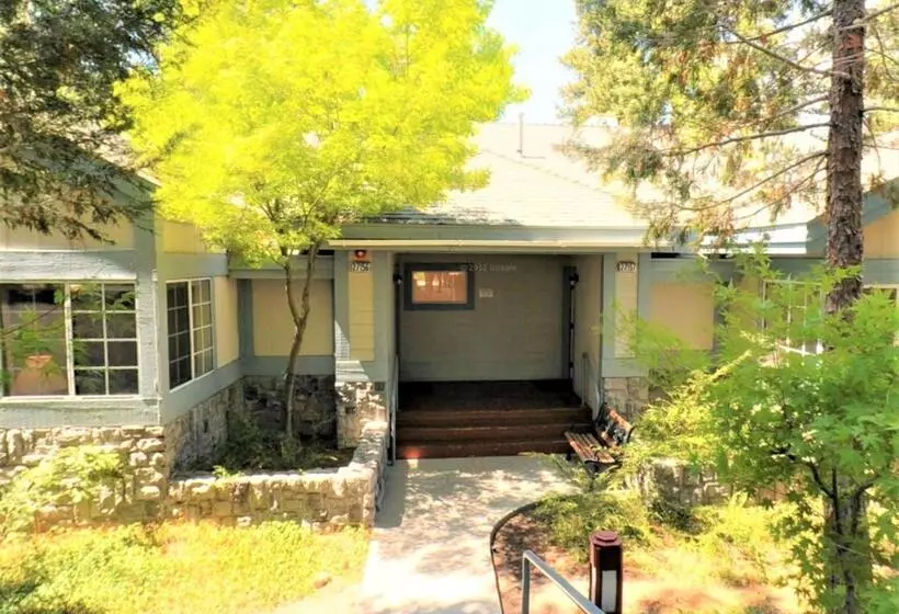 استودیو استاندارد با بالکن, North Bay At Lake Arrowhead