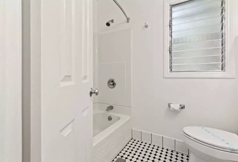 اتاق لوکس, Ocean Lodge Santa Monica Beach