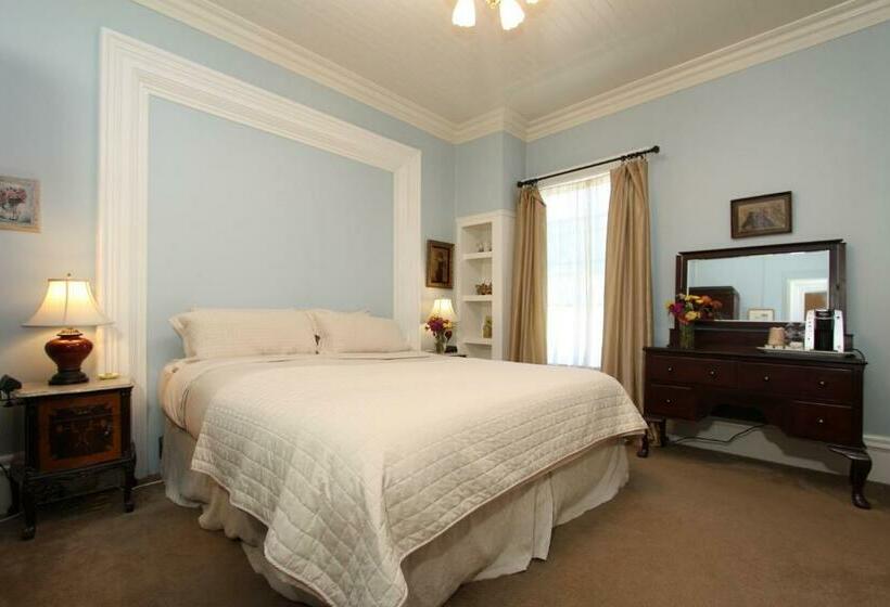 适合残疾人士使用的带超级大床的标准间, Olallieberry Inn Bed And Breakfast