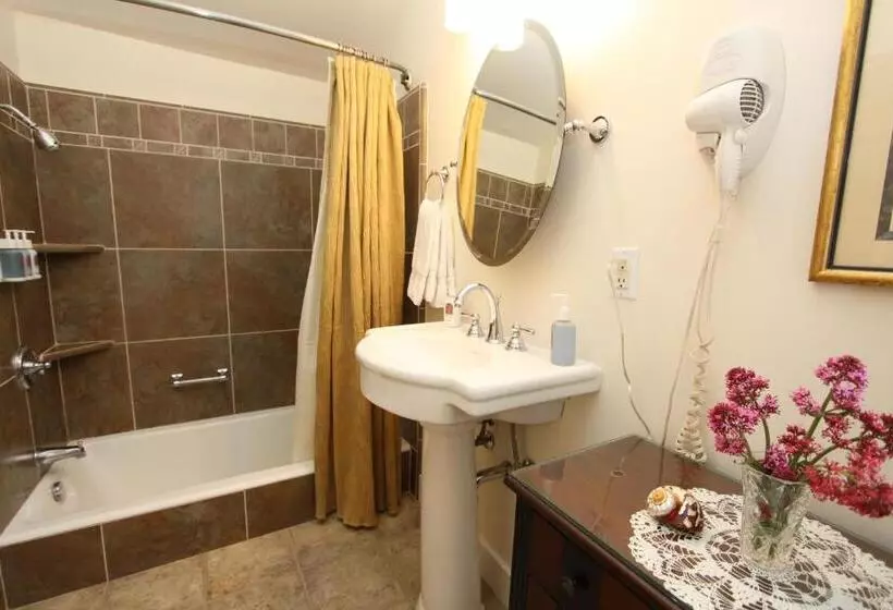 اتاق سوپریور با تخت بزرگ, Olallieberry Inn Bed And Breakfast