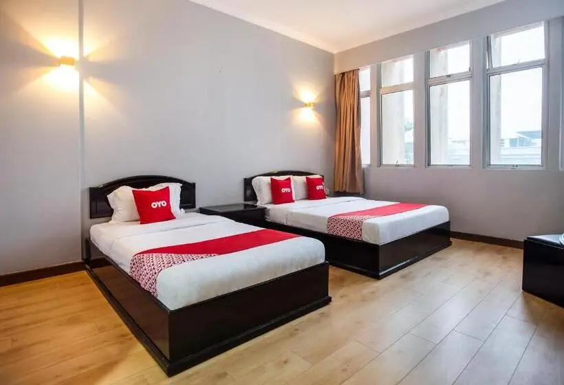 سوییت سوپریور, Bestfriend By Oyo Rooms