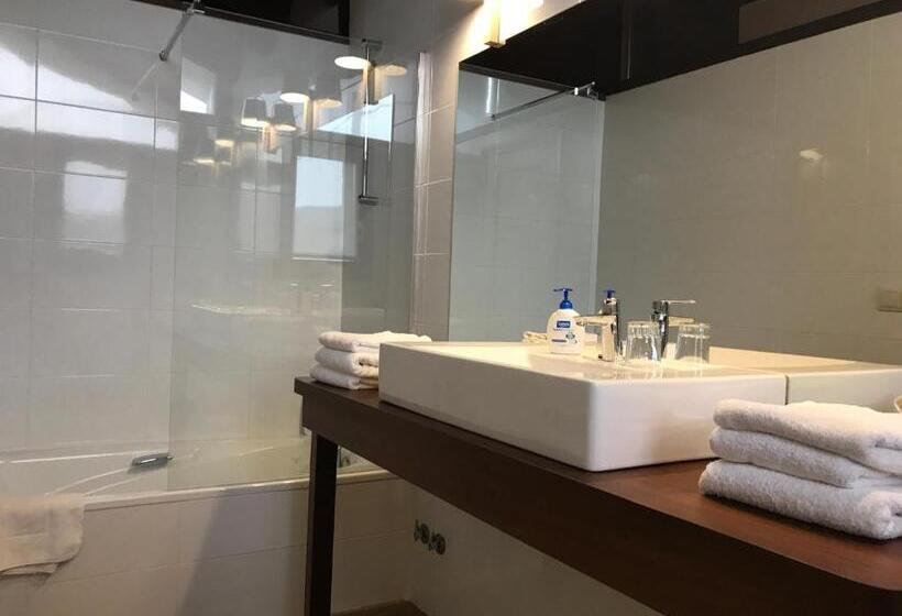 חדר סטנדרט לשלושה עם טרסה, Casa Campo