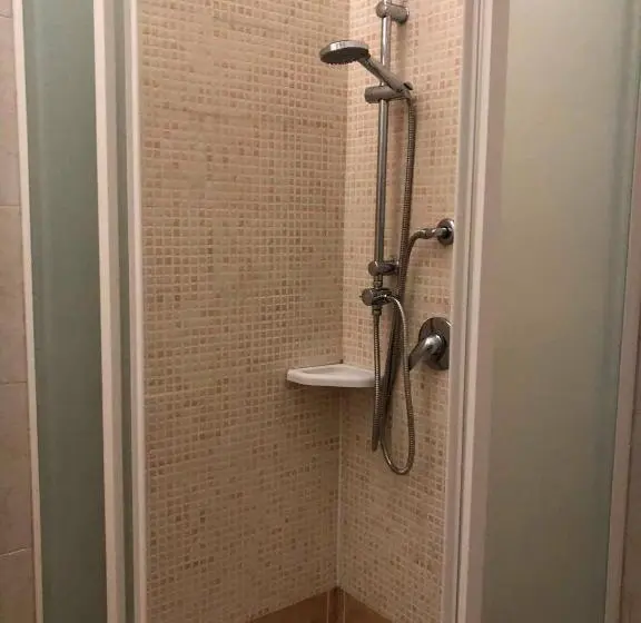 اتاق استاندارد یک نفره, Il Galileo Rooms