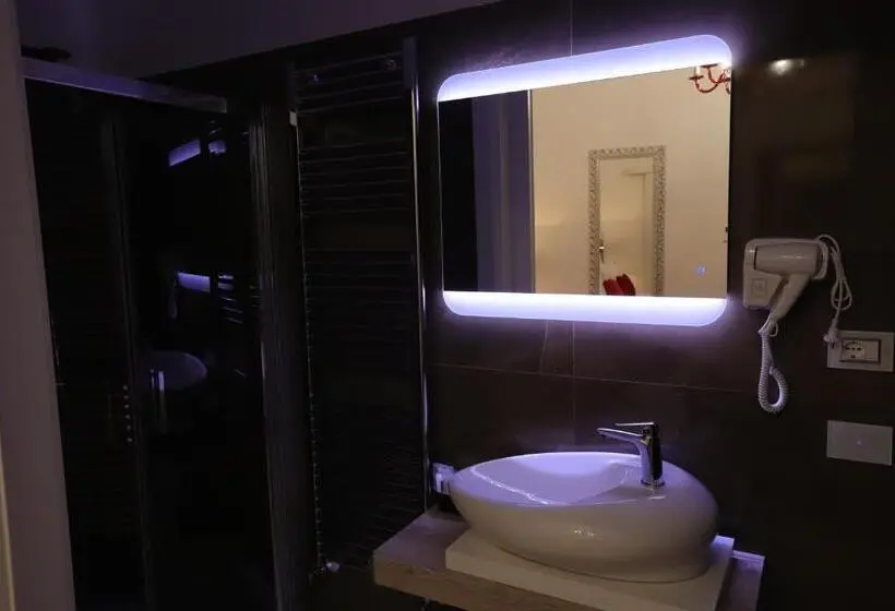 اتاق لوکس, Mecla Suites