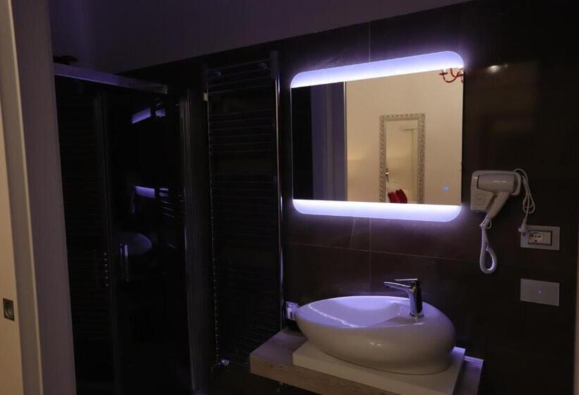 اتاق استاندارد با تخت بزرگ, Mecla Suites