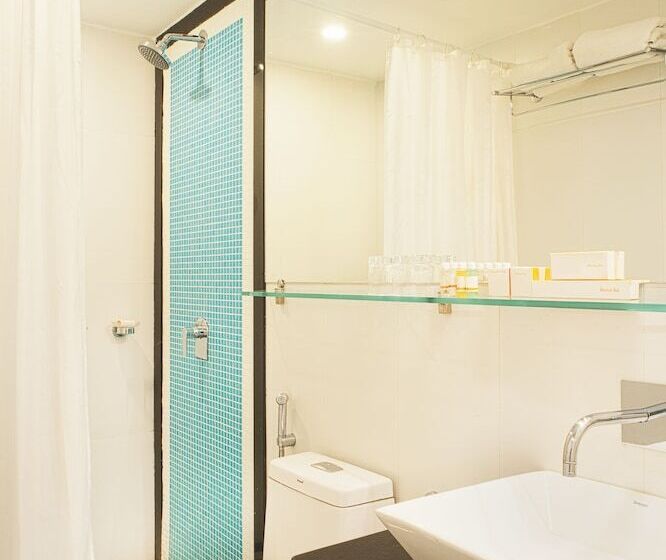 חדר דלוקס, Vits Select Rajkot