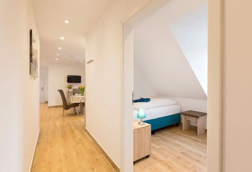 Apartamento 2 Quartos, Ludwig