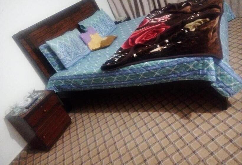اتاق کلاسیک سه تخته, New City Lodges Guesthouse