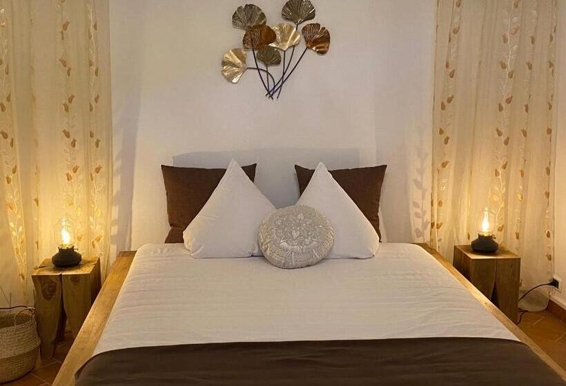 סוויטת ג'וניור נוף לגינה, Relais San Filippo In Sogaglia