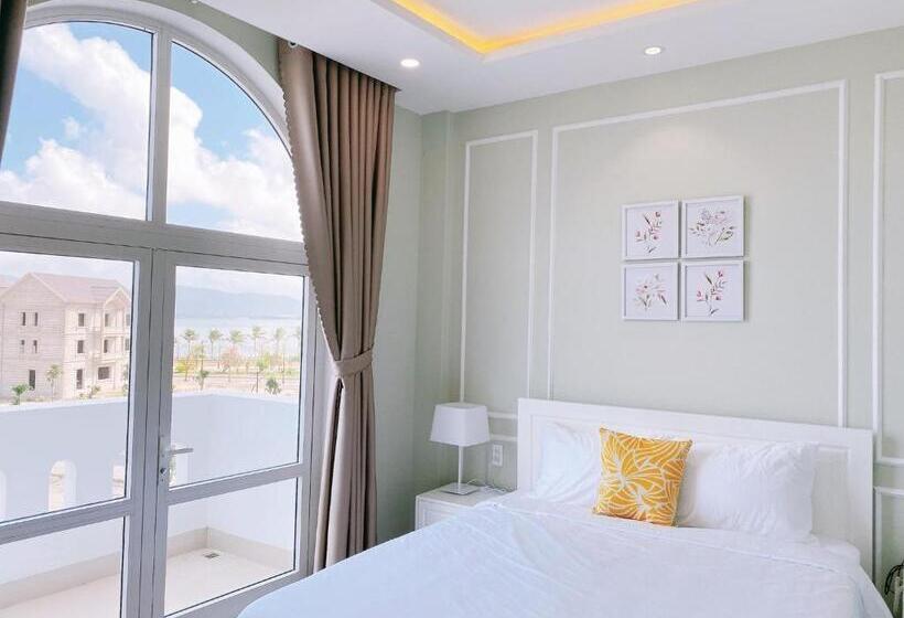 اتاق استاندارد با بالکن و چشمانداز دریا, The Villa Hieu Hy