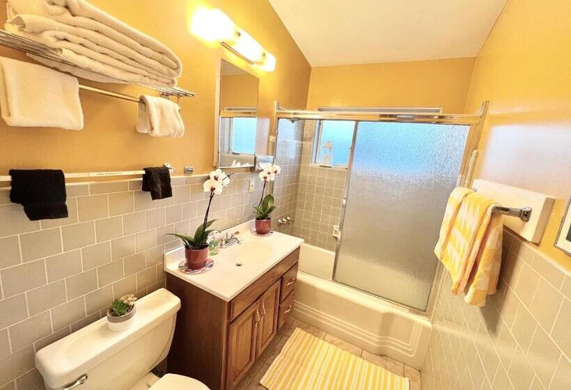 スタンダードバンガロー, A Place In The Sun Hotel   Adults Only Big Units, Privacy Gardens & Heated Pool & Spa In 1 Acre Park