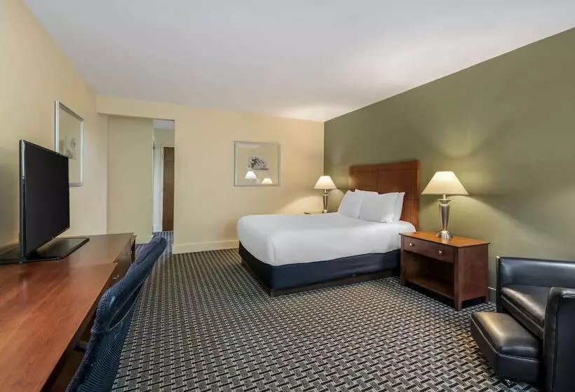 身障者適用スイートルーム, Best Western Plus Brunswick Bath