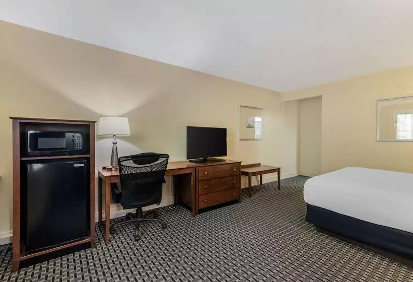 身障者適用スイートルーム, Best Western Plus Brunswick Bath