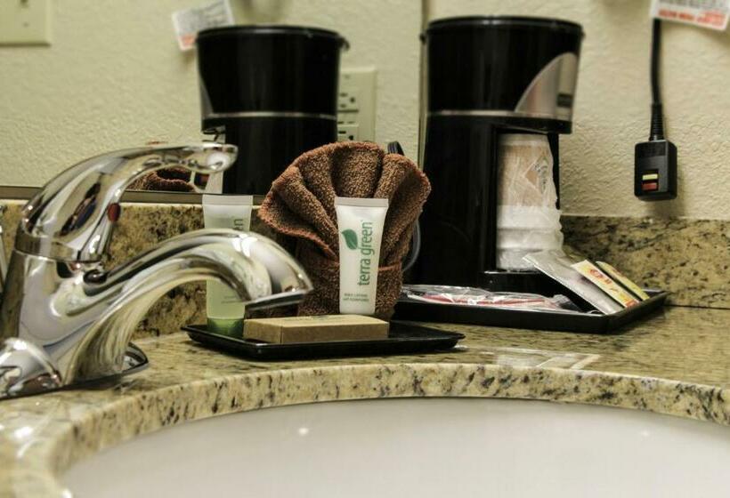 스탠다드 룸, Grand View Inn & Suites