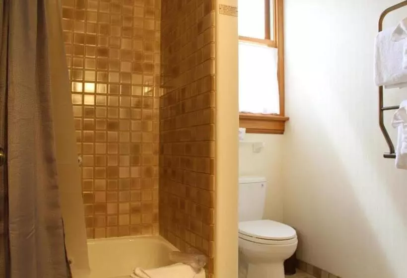 اتاق استاندارد با بالکن, Pacific Grove Inn